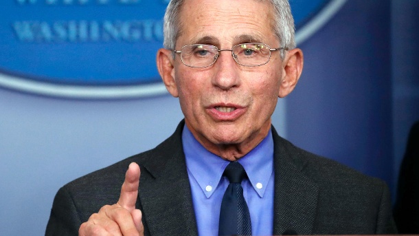 Anthony Fauci: Der US-Experte rechnet nicht mit einem Impfstoff vor Januar 2021. (Quelle: AP/dpa)